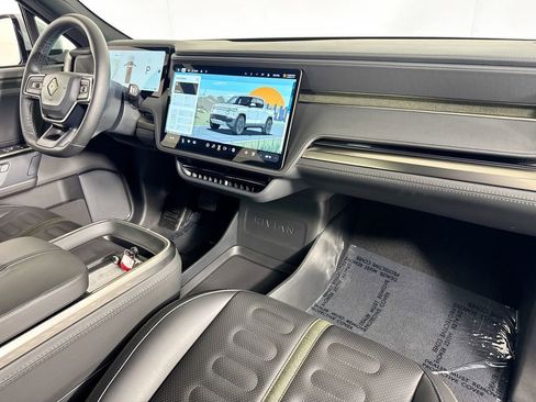 Used 2025 Rivian R1T Adventure AWD/4WD image 34