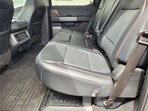 Used 2023 Ford F250 Lariat w/ Lariat Ultimate Package AWD/4WD image 11