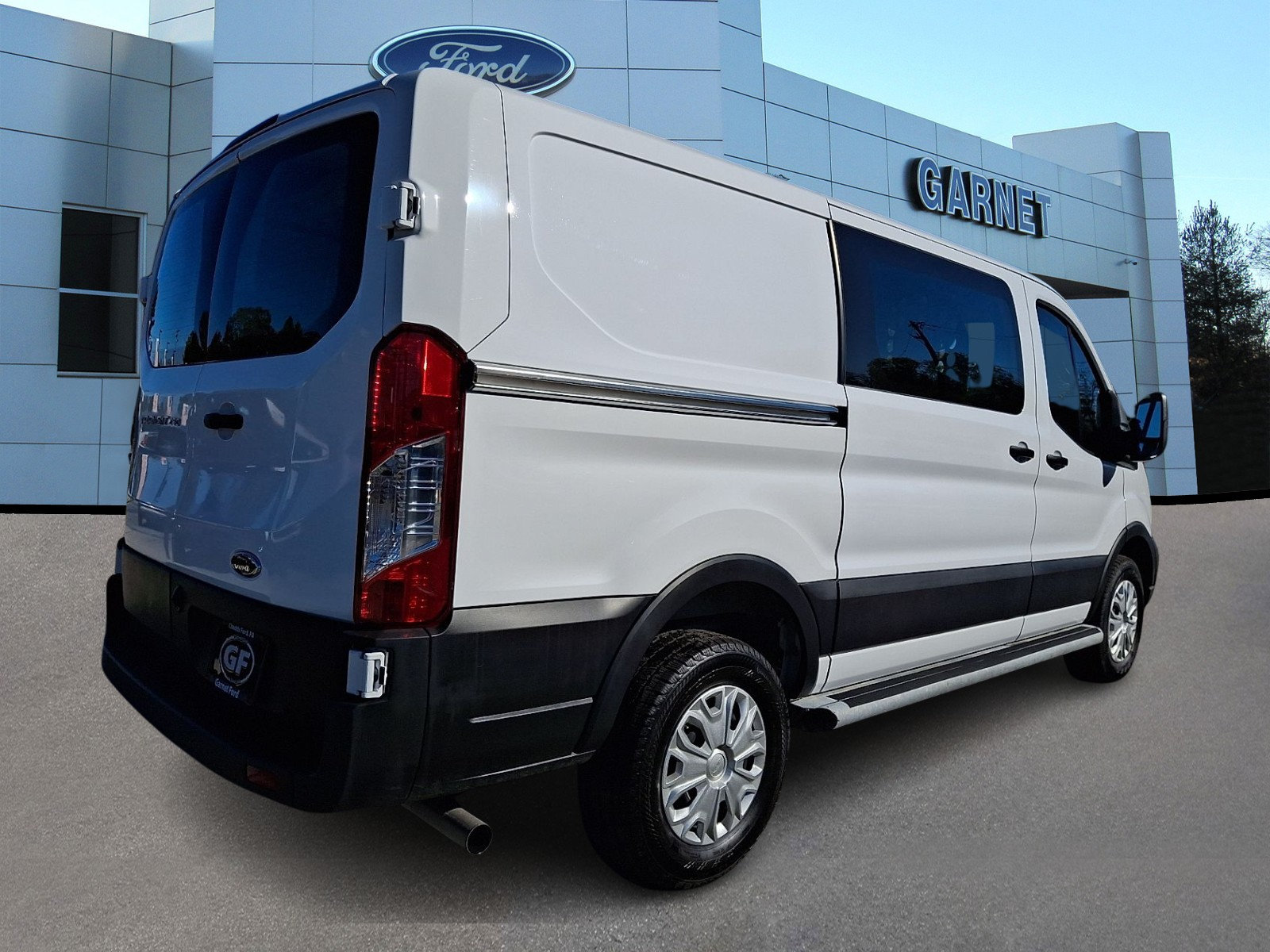 Certified 2025 Ford Transit 250 Low Roof w/ Exterior Upgrade Package RWD image 8