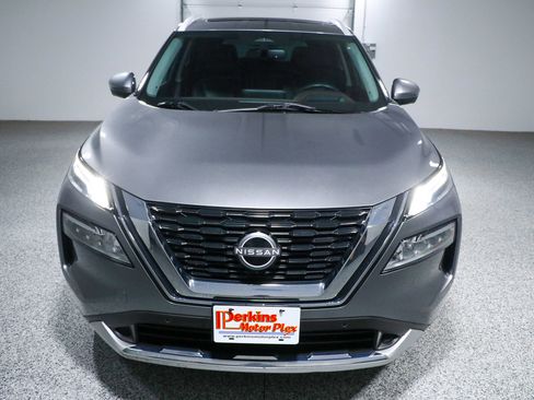 Used 2023 Nissan Rogue Platinum w/ Platinum Premium Package image 4