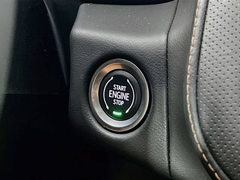 Used 2023 GMC Yukon AT4 w/ AT4 Premium Package AWD/4WD image 16
