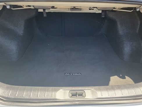 Certified 2025 Nissan Altima 2.5 SV FWD image 23