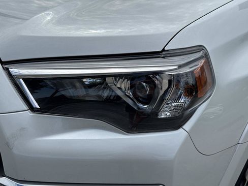 Used 2024 Toyota 4Runner Limited RWD image 9
