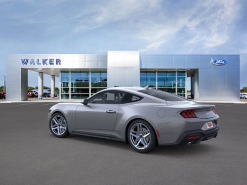 New 2026 Ford Mustang Coupe image 4