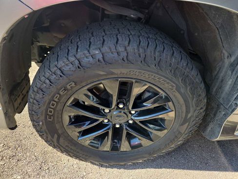 Used 2021 Lexus GX 460 Premium image 9