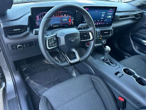 Used 2025 Ford Mustang EcoBoost image 14