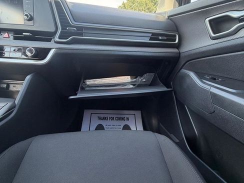 Used 2023 Kia Sportage LX FWD image 26