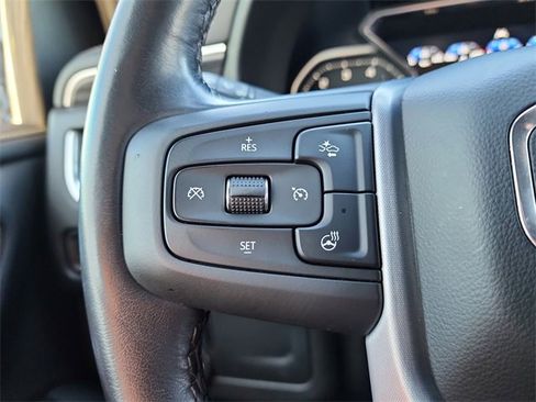 Used 2021 GMC Yukon XL SLT w/ SLT Premium Package image 26