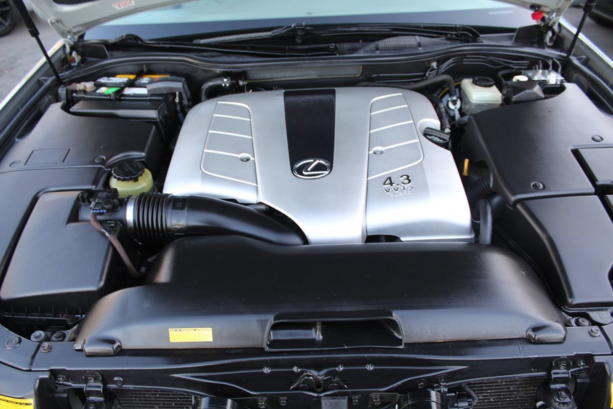 Used 2002 Lexus LS 430 w/ Navigation/Mark Levinson Pkg RWD image 33