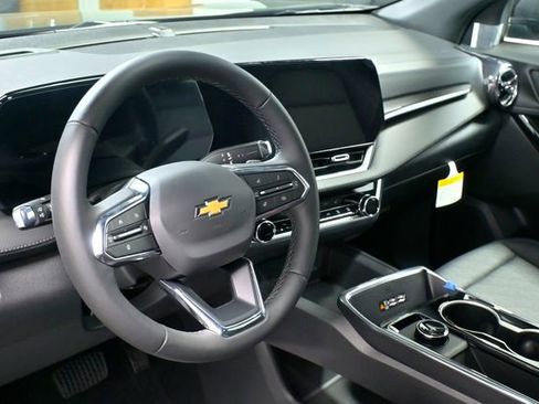 New 2026 Chevrolet Equinox LT w/ Convenience Package II image 15