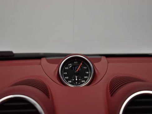 Used 2022 Porsche 718 Boxster GTS image 19