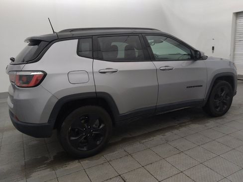 Used 2018 Jeep Compass Latitude w/ Popular Equipment Group AWD/4WD image 10