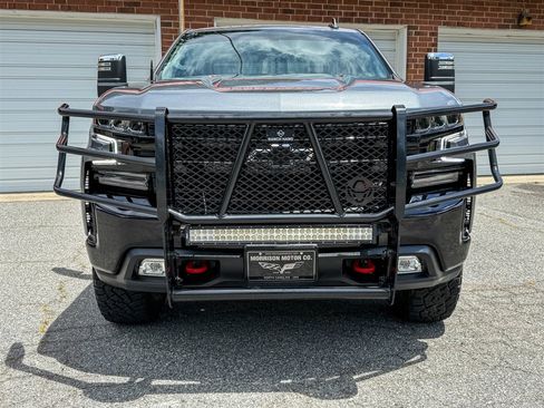 Used 2021 Chevrolet Silverado 1500 LT Trail Boss w/ Bed Protection Package AWD/4WD image 8