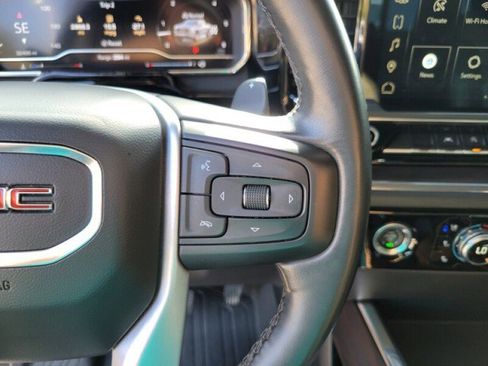 Used 2023 GMC Sierra 1500 SLT w/ SLT Premium Package image 17