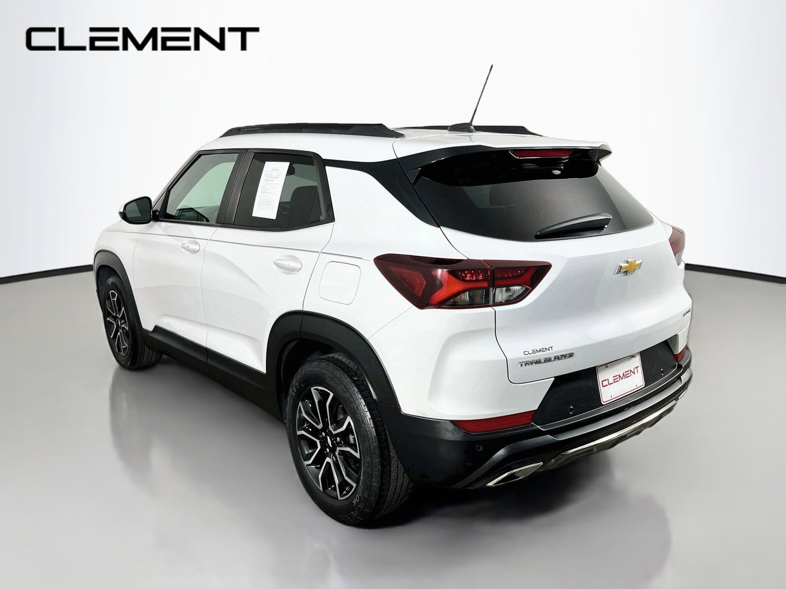 Used 2021 Chevrolet TrailBlazer ACTIV w/ Sun and Liftgate Package FWD image 9