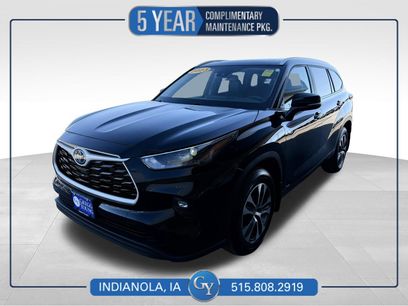 Used 2023 Toyota Highlander XLE