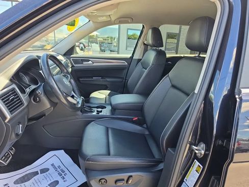 Used 2021 Volkswagen Atlas SE w/ Towing Package AWD/4WD image 14
