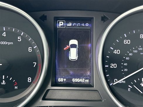 Used 2018 Hyundai Santa Fe Sport w/ 2.4L Tech Package 04 image 33