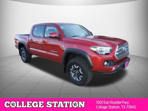 Used 2016 Toyota Tacoma TRD Off-Road w/ Towing Package RWD image 3
