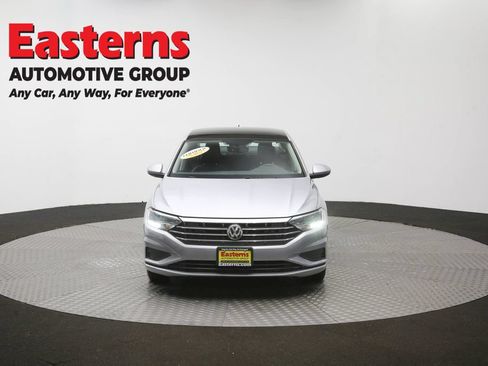 Used 2020 Volkswagen Jetta SE w/ SE Cold Weather Package FWD image 53