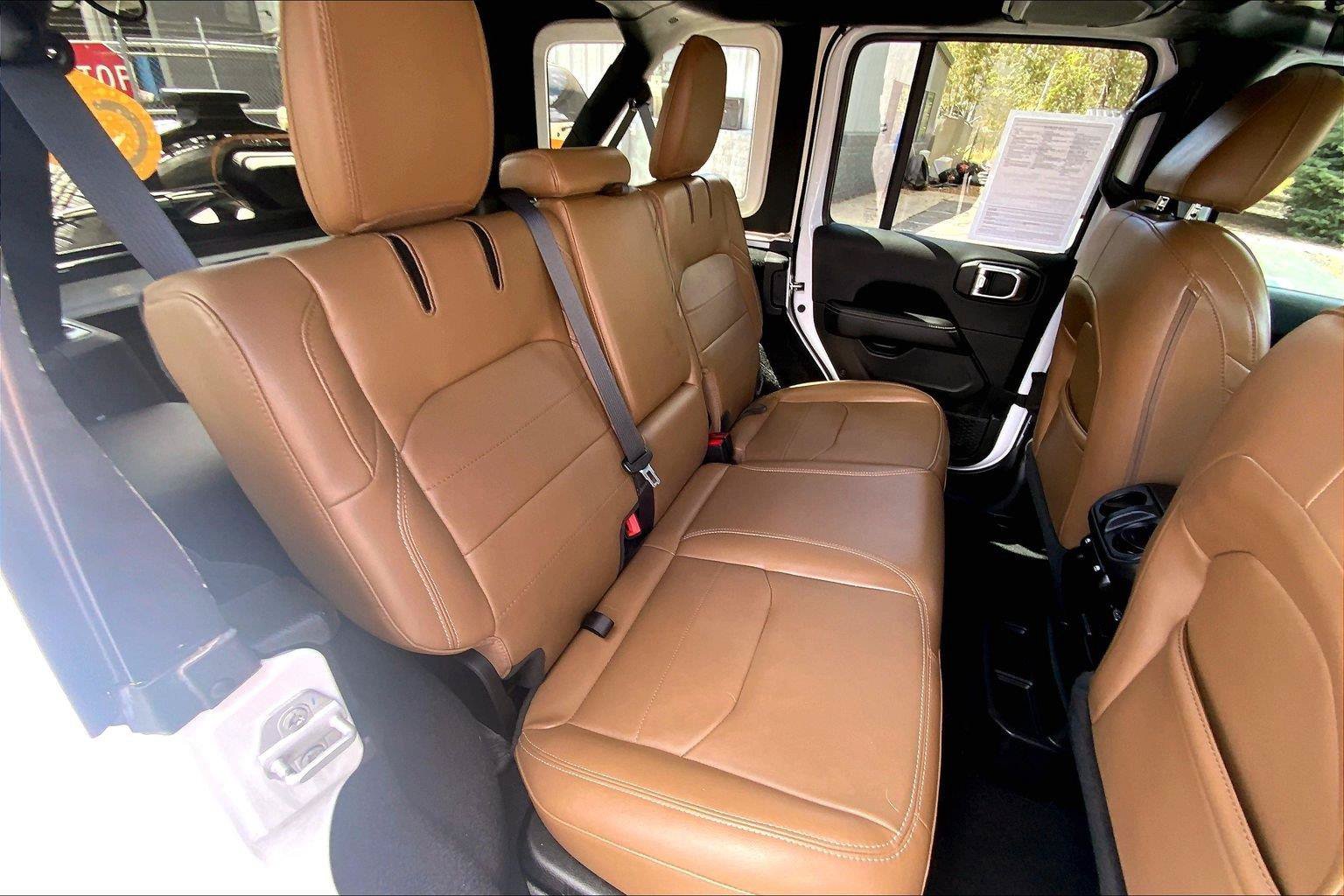 Certified 2023 Jeep Wrangler Unlimited Sahara w/ Cold Weather Group AWD/4WD image 27