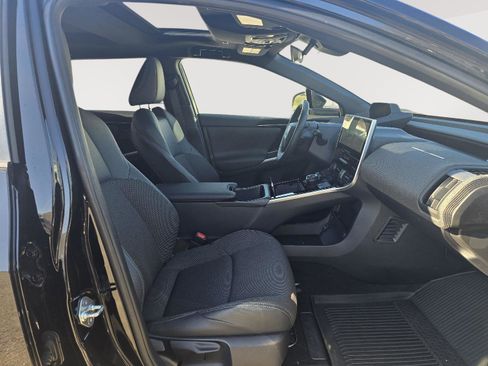 Used 2025 Toyota bZ4X XLE w/ Weather Package image 20