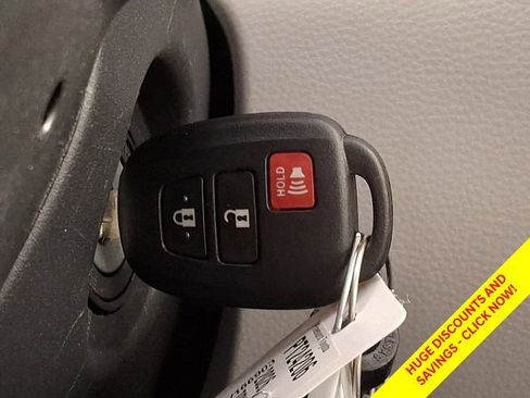 Certified 2026 Toyota Corolla Cross L FWD image 27