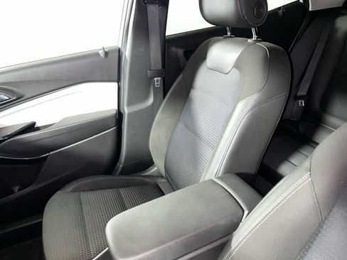 Used 2024 Chevrolet Trax LT image 25