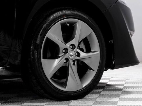 Used 2014 Toyota Camry SE w/ Leather Package image 57