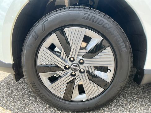 New 2025 Nissan Murano SL w/ Cargo Package image 13