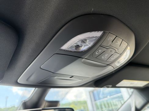 New 2027 Chrysler Pacifica Select FWD image 33