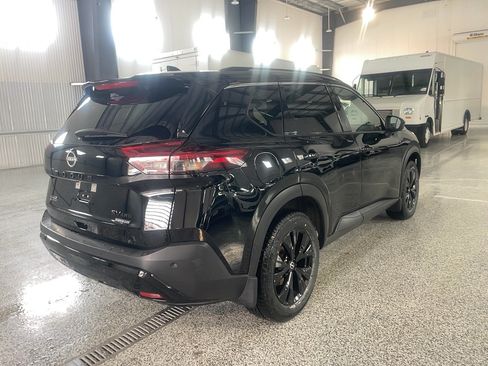Used 2023 Nissan Rogue SV w/ SV Premium B Package AWD/4WD image 16