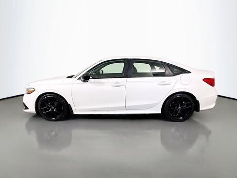 Used 2023 Honda Civic Sport image 6