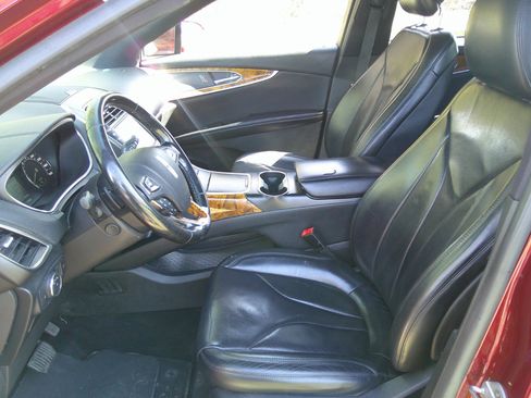 Used 2016 Lincoln MKX Reserve w/ Cargo Utility Package image 34