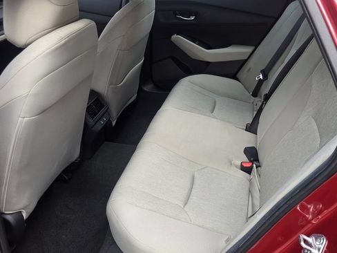 Certified 2025 Honda Accord LX image 12