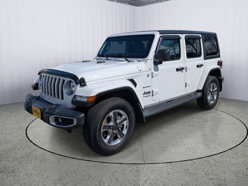 Used 2021 Jeep Wrangler Unlimited Sahara image 7