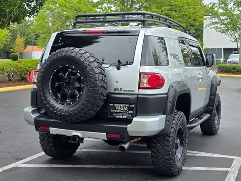 Used 2008 Toyota FJ Cruiser 4WD image 8