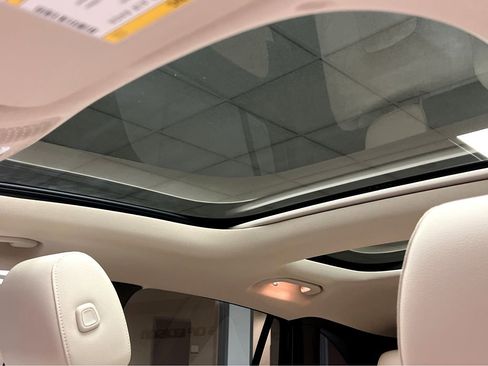 Used 2021 Mercedes-Benz GLA 250 4MATIC image 10