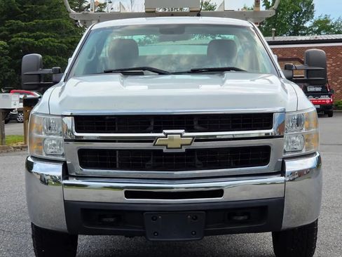 Used 2008 Chevrolet Silverado 3500 W/T RWD image 2