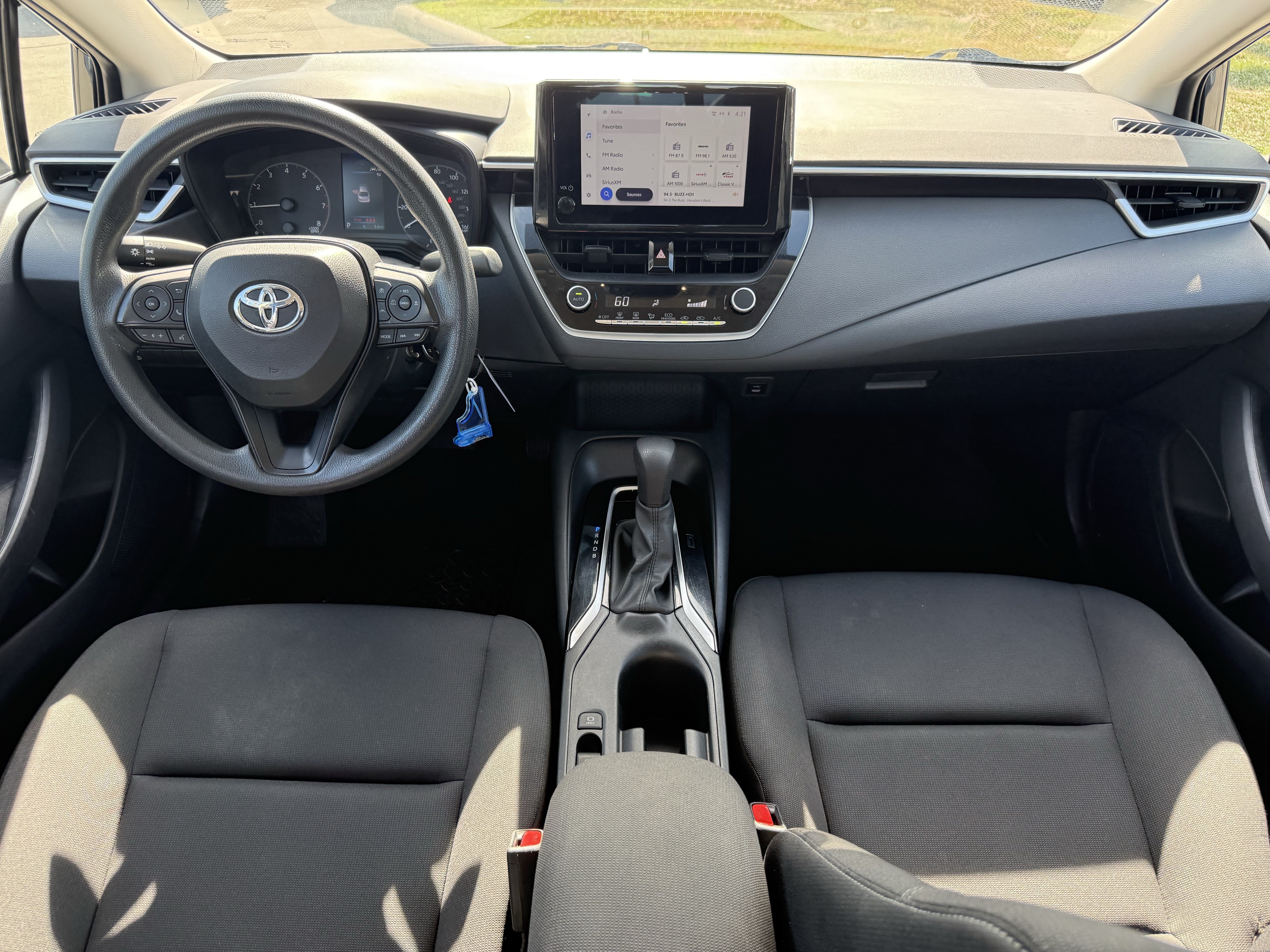Used 2024 Toyota Corolla LE FWD image 13