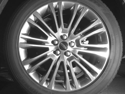 Used 2017 Lincoln MKX Reserve FWD image 13