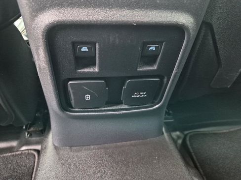 Used 2024 Ford Bronco Badlands AWD/4WD image 13