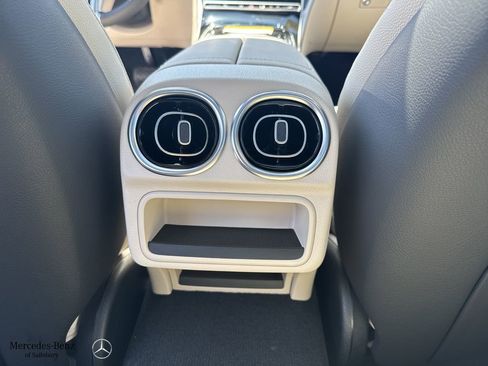 New 2026 Mercedes-Benz C 300 4MATIC Sedan image 16