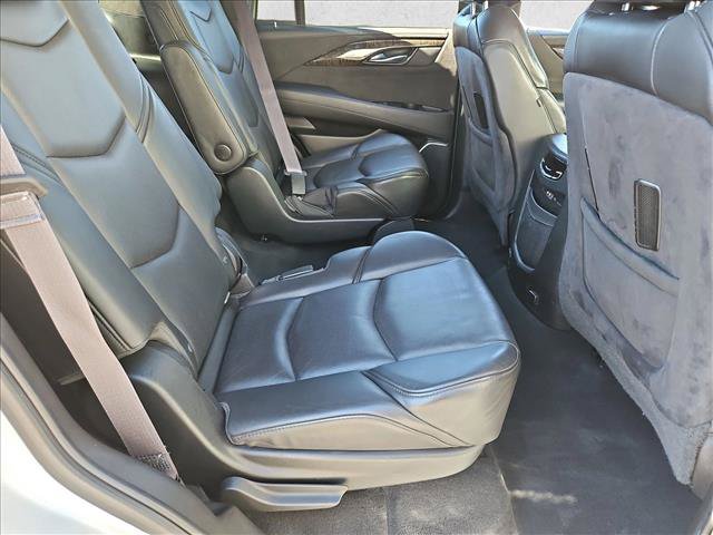 Used 2015 Cadillac Escalade Platinum AWD/4WD image 22