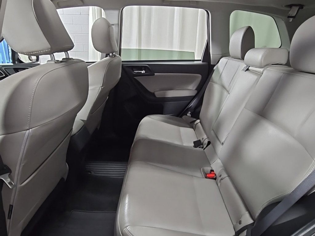 Used 2016 Subaru Forester 2.5i Touring w/ Eyesight & Navigation System AWD/4WD image 31