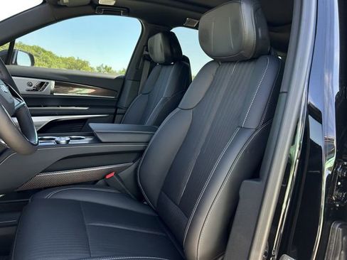 New 2026 Cadillac Vistiq Luxury image 26