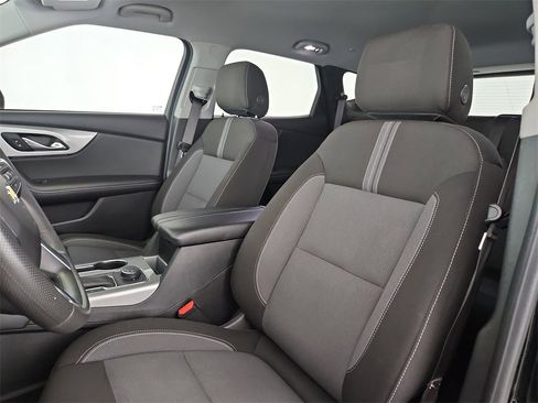 Used 2024 Chevrolet Blazer LT image 24