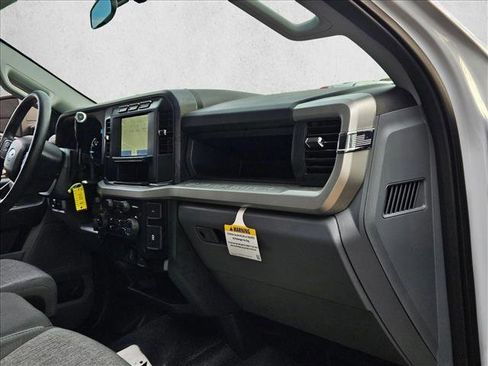 Used 2024 Ford F250 XL w/ XL Driver Assist Package image 18