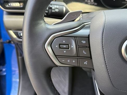 Used 2025 Lexus NX 250 FWD w/ Towing Package (2000 Lbs) image 12