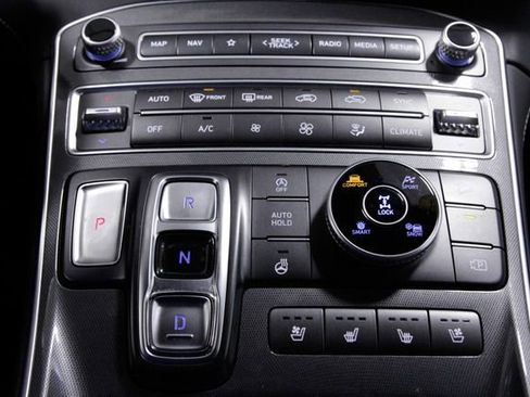 Used 2023 Hyundai Santa Fe Calligraphy image 29